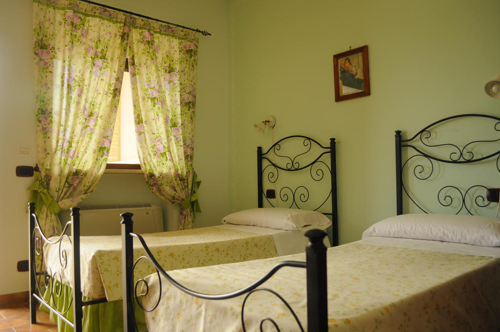 Tenuta Bellaprima Caltagirone Niscemi Номер фото